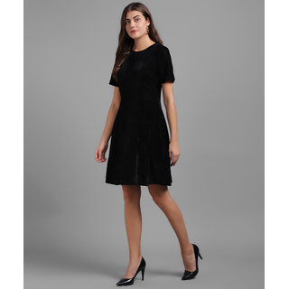 Vivient Black Plain Velvet Round Neck Midi Dress For Women