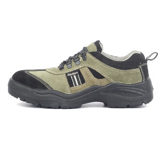 Exclusive Men Champ Green 2025 at ShopCircuit | ONDC