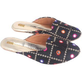 Oxhide Black Mules For Women - Ethnic Shoes | Buy online on ZillyBuy
