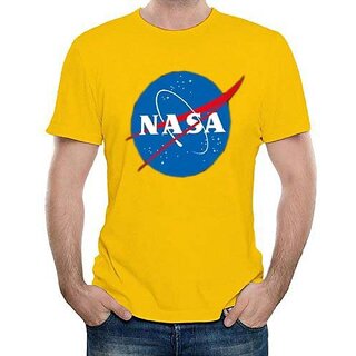 Affordable Men HIT SQUARE Yellow Pure Cotton Round Neck Printed For Men 2025 at ShopCircuit | ON