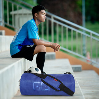 Gene Bags MN D293 Gym Bag / Duffle  Travelling Bag