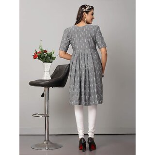 Top Women OMSAIFAB Casual Printed Women Silver Top 2025 at ShopCircuit | ONDC