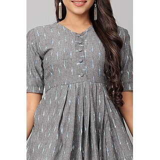 Top Women OMSAIFAB Casual Printed Women Silver Top 2025 at ShopCircuit | ONDC
