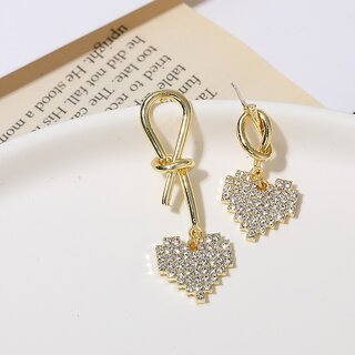 Heart Shaped Earring - Earrings | Buy online on ZillyBuy