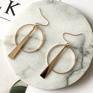 Pendulum Shaped Earring - Earrings | Buy online on ZillyBuy