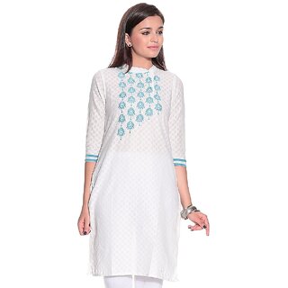 Luxurious Kids White Embroidered Cotton 3/4th Sleeves Long Kurti 2025 at ShopCircuit | ONDC