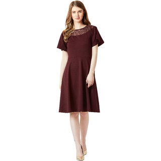 Chic Women Miss Chase Women's Wine Red Round Neck Flared Short Sleeve Solid Skater Knee-Long Lac
